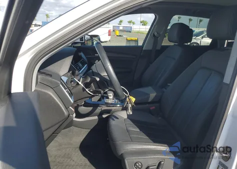 2021 Audi Q5 Premium z USA, uszkodzony, nr VIN WA1AAAFY0M2090288